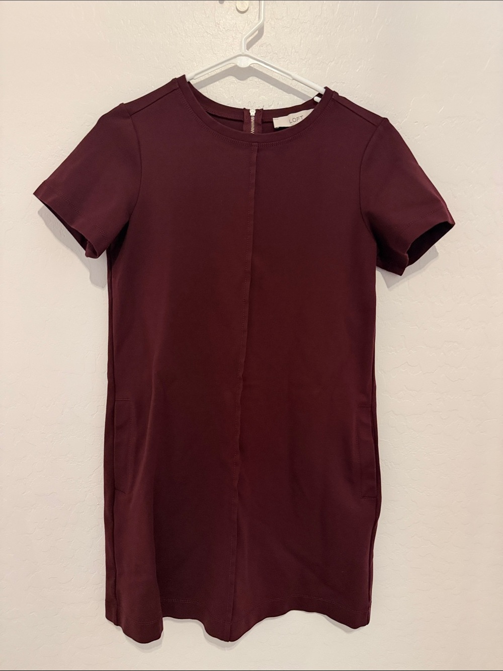LOFT Short Sleeve Shift Dress in Deep Wine
